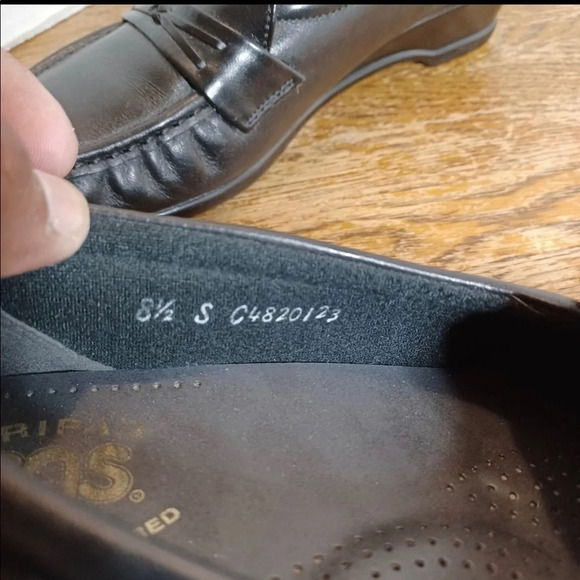 SAS Easier Black Leather Loafers Tripad Slip On Shoes Women’s Size 8.5 - Picture 7 of 9